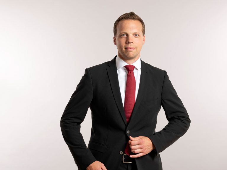 Rechtsanwalt für Handels- und Gesellschaftsrecht, Unternehmenssteuerrecht bei Kanzlei Blaum: DR. NILS GÖDECKE